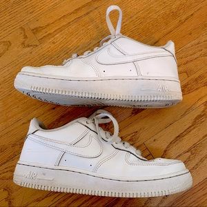 Nike Air Force Ones: Women’s 7